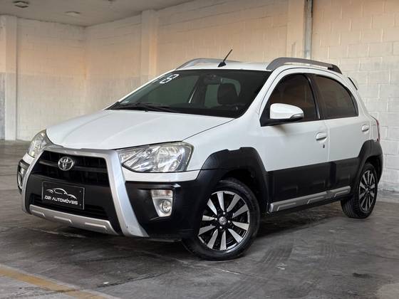 TOYOTA ETIOS CROSS 1.5 16V FLEX 4P AUTOMÁTICO TOYOTA ETIOS CROSS 1.5 16V FLEX 4P AUTOMÁTICO